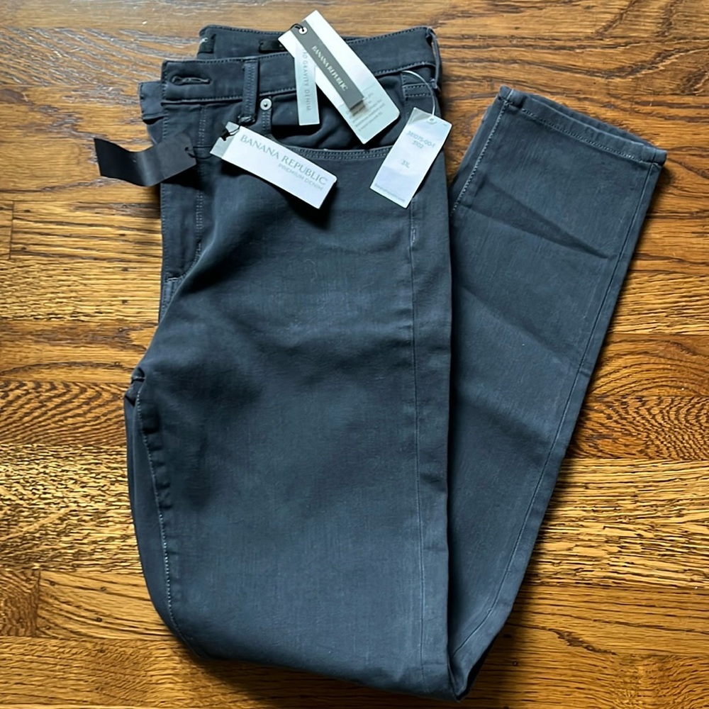 Banana Republic Premium Denim grey jeans size 31L NWT zero gravity design denim